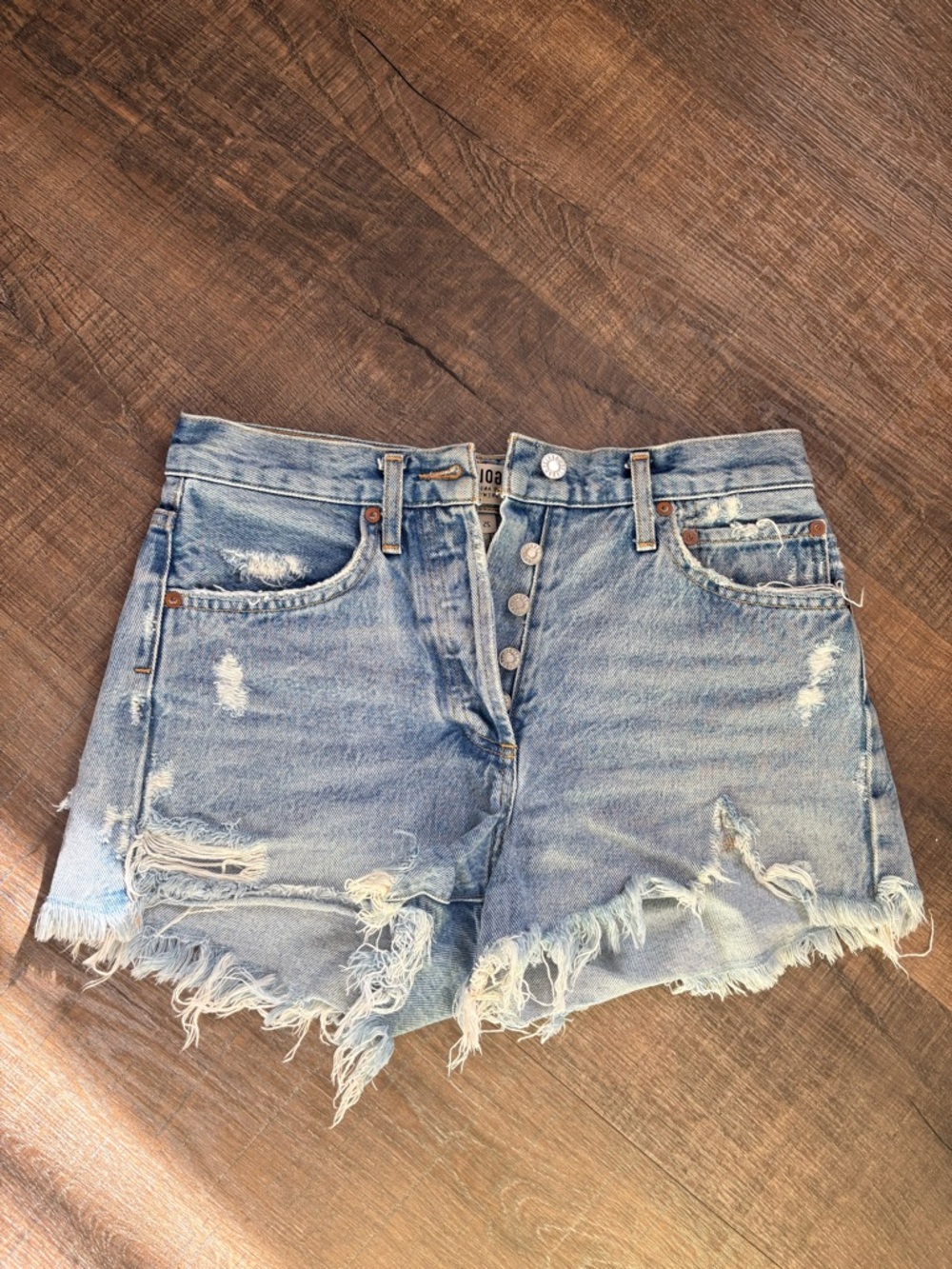Agolde. Parker Vintage Cut off short. Color Swapmeet